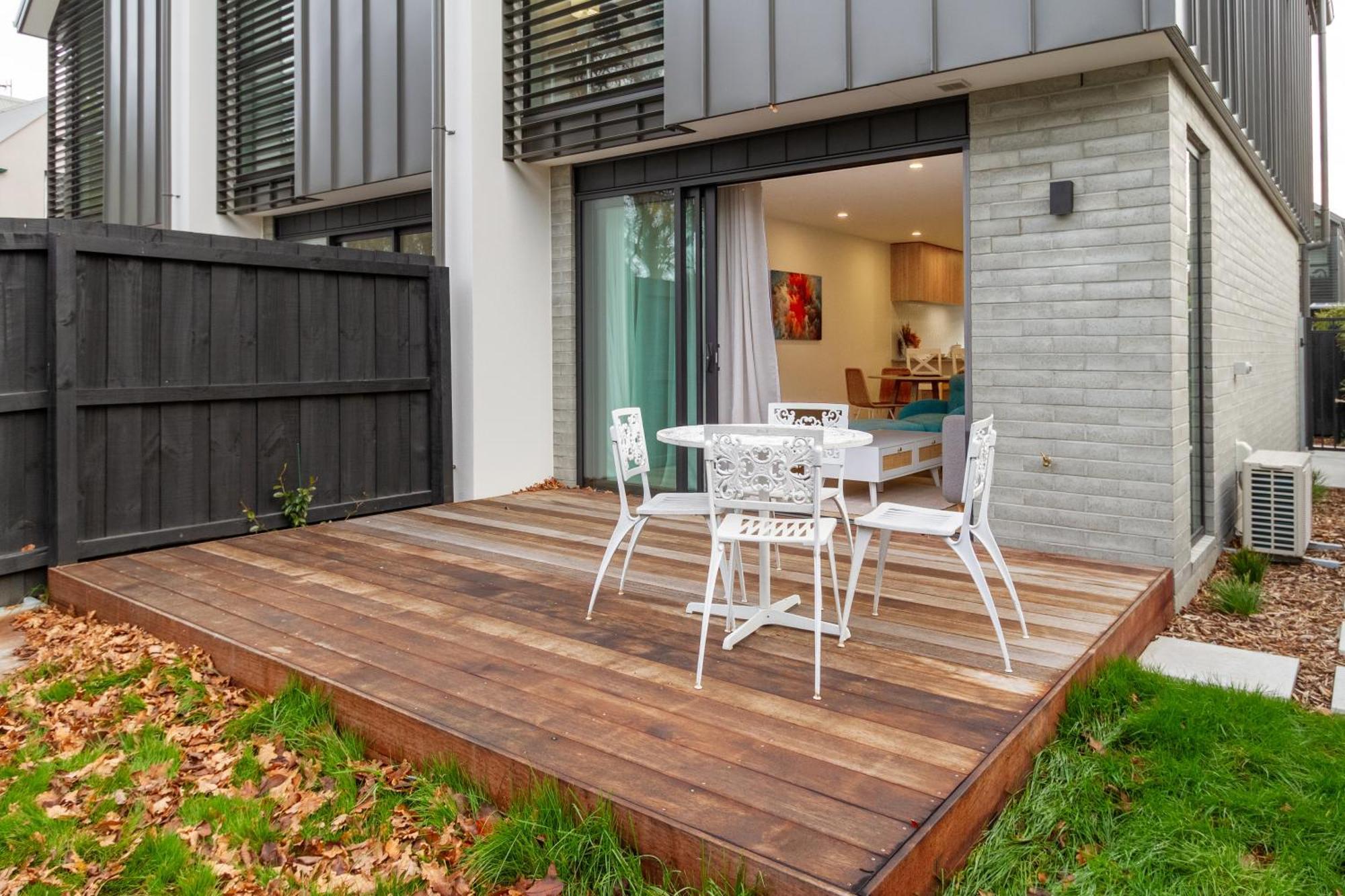 Modern 2 Bed 2 Bath Opposite Hagley Park Apartment Christchurch Ngoại thất bức ảnh