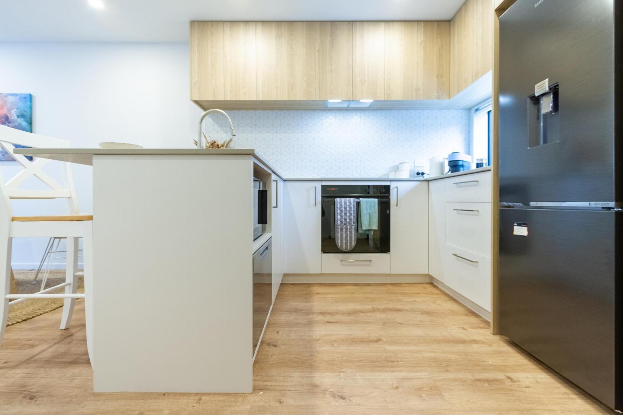 Modern 2 Bed 2 Bath Opposite Hagley Park Apartment Christchurch Ngoại thất bức ảnh