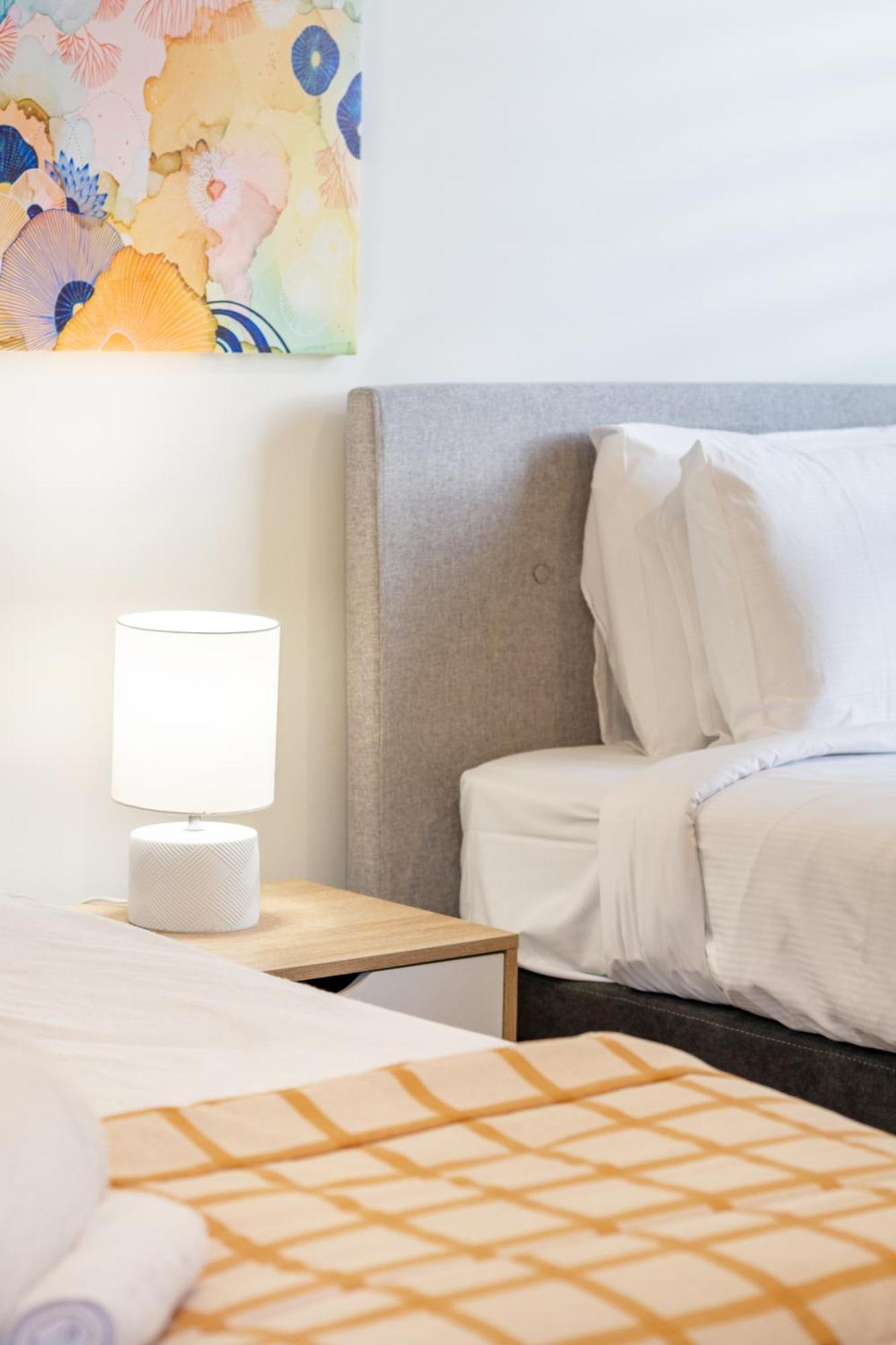 Modern 2 Bed 2 Bath Opposite Hagley Park Apartment Christchurch Ngoại thất bức ảnh